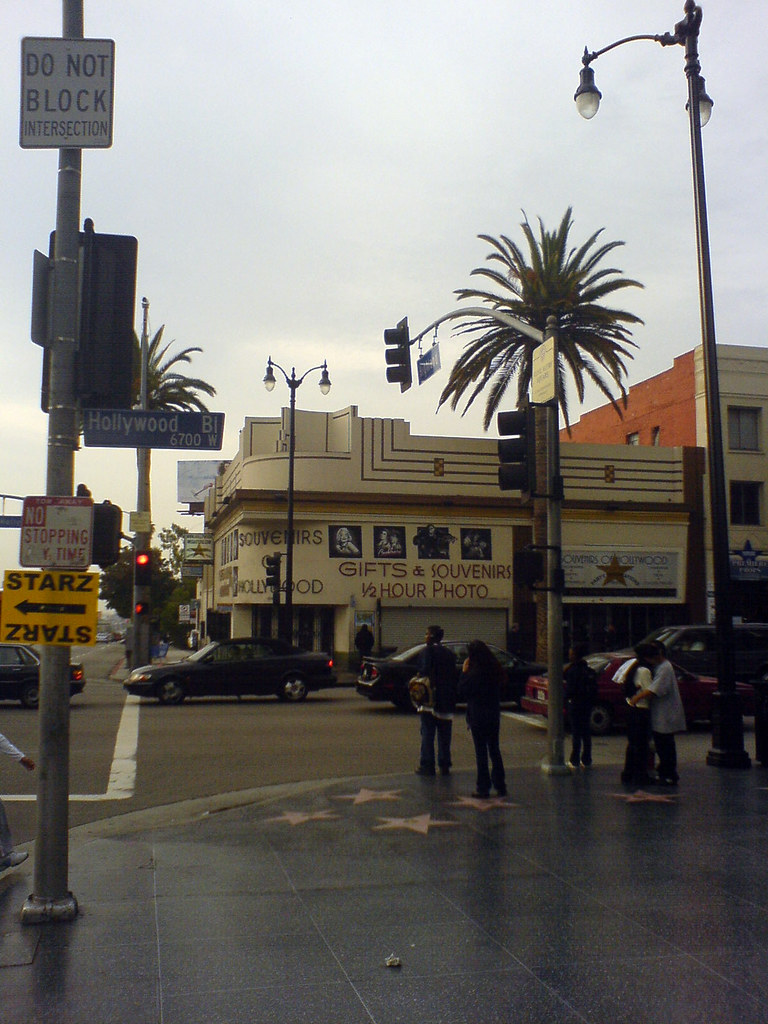 Hollywood Bl