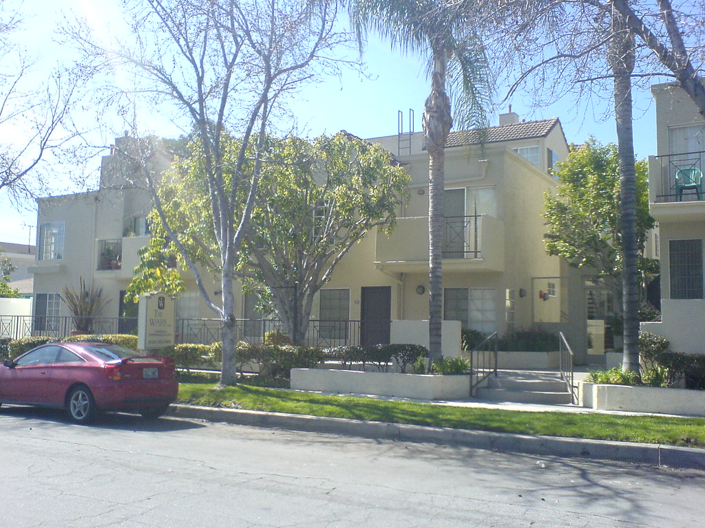 The Woods at Toluca Lake