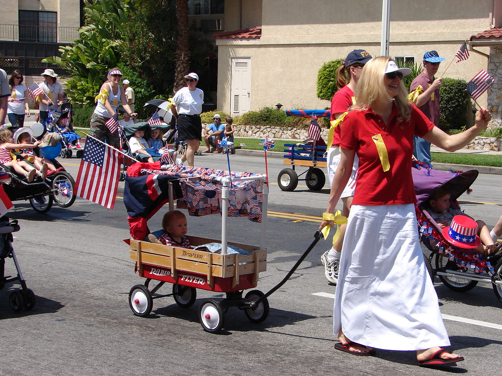 Mums and Kids in Carts