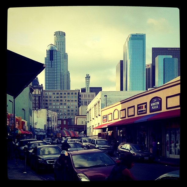 LA